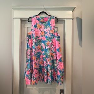 Lilly Pulitzer NWOT Size XL Never Worn